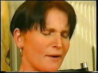 Monja Kroft – deutsches Flittchen macht es sich selber